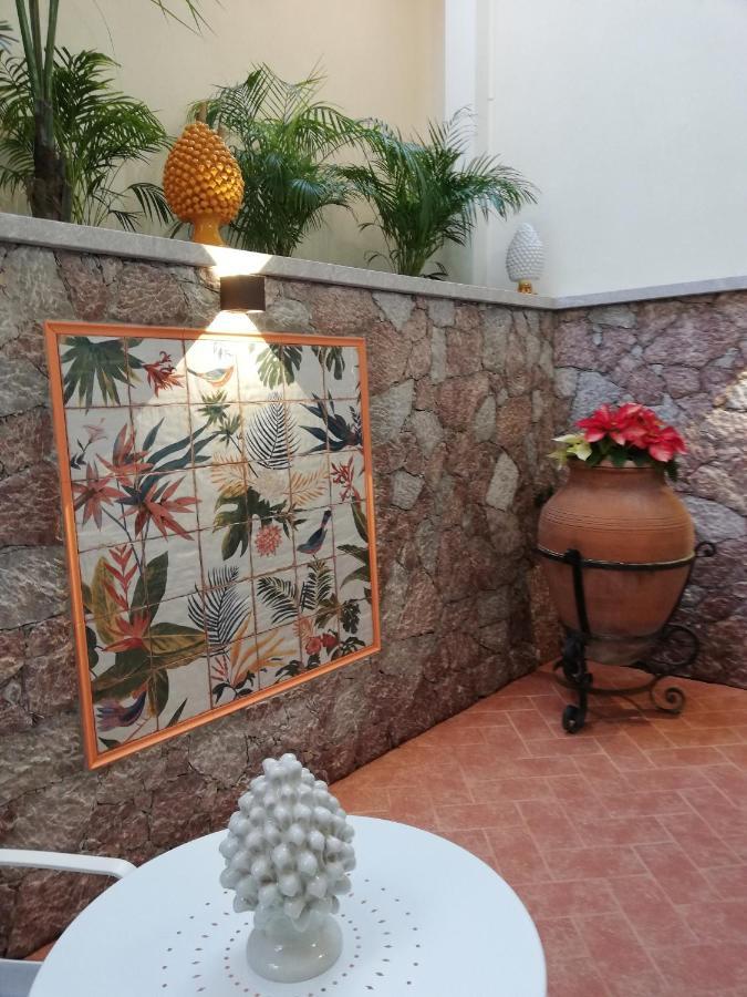 Luxury Apartment Carmen N 2 Centro Storico Di Таормина Экстерьер фото