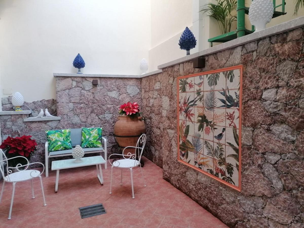 Luxury Apartment Carmen N 2 Centro Storico Di Таормина Экстерьер фото