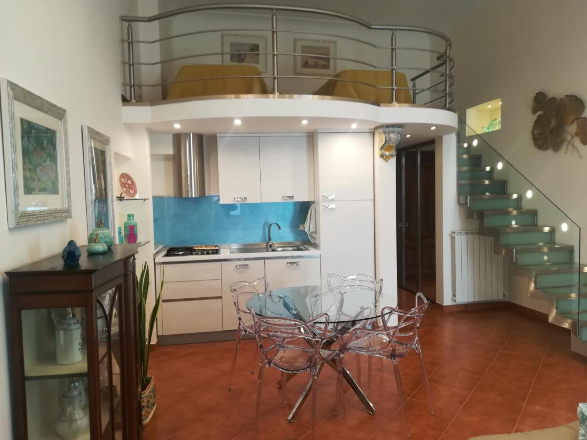 Luxury Apartment Carmen N 2 Centro Storico Di Таормина Экстерьер фото